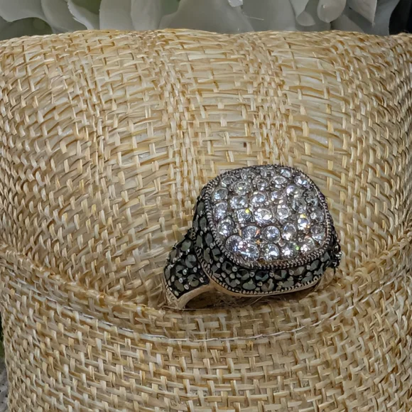 Vintage Sterling Silver 925 CZ Crystal Marcasite Stone Signet Ring Size 5.75 - Picture 6 of 16